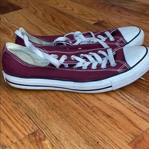 Converse men’s size 9.5